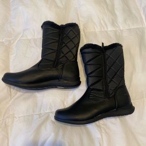 Totes Winter Boots NEVER WORN size 8 women’s